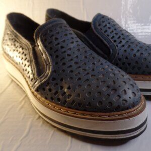Summit Made in Italy Perforated Blue Leather Slip on Comfort Shoes Sz 8.5 -39